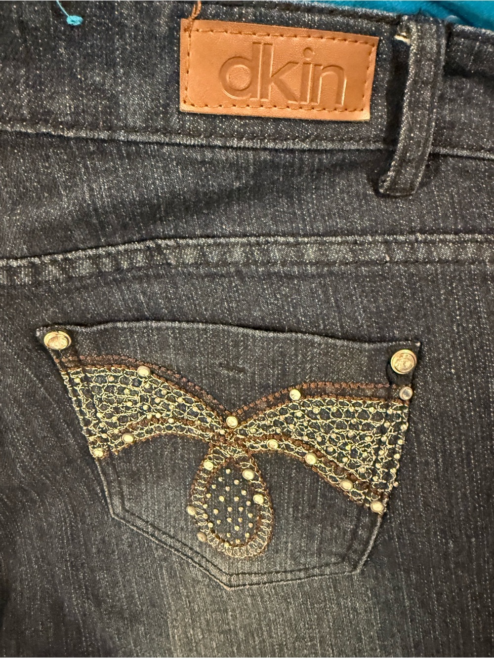 Blue jeans - Picture 4 of 5